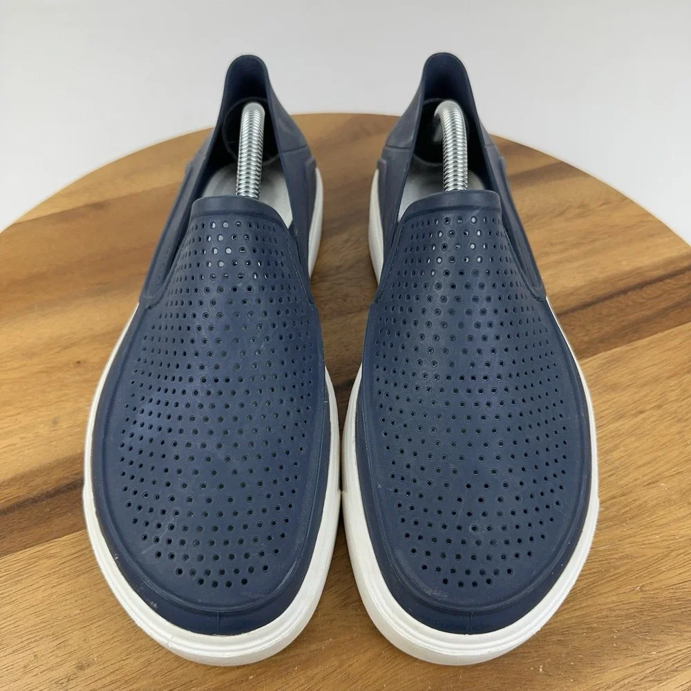 CROCS size standard